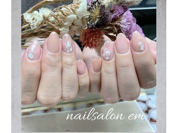 ふんわりピンクネイル♪