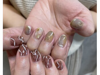 カイノ 福岡天神店(KAINO)/アシンメトリーネイル