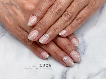 ネイルアトリエルカ(nail atelier LUCA)/W-898　大人上品ビジューネイル