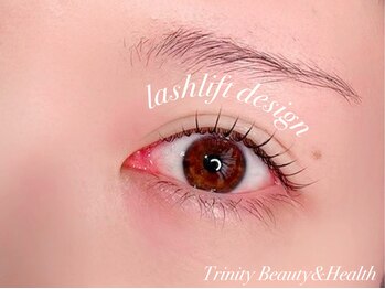 トリニティ ビューティーアンドヘルス(Trinity Beauty&Health)/まつげパーマ ラッシュリフト