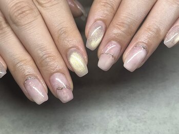 シーヘア アンド ビューティー(See. Hair&Beauty)の写真/お仕事や家事で派手なネイルができない方にも◎シンプルだけど気分を上げてくれるデザインを多数ご用意♪