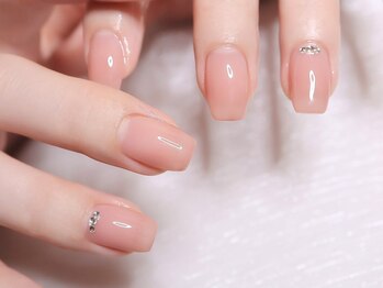コボ(COVO)の写真/【自爪育成・フィルイン】オフィスで浮かない上品な大人シンプルネイル♪美しいフォルムで魅了する指先へ！