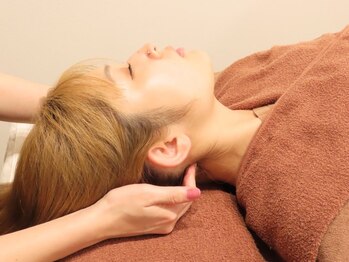 レヴール(reveur)/ドライヘッドスパマッサージ