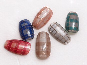 ル ネイル エディション 天神店(le nail edition)の写真/ガラス・ミラーフレンチなど多彩なアートに対応♪高い技術力で理想通りの指先に♪ニュアンスデザインも◎