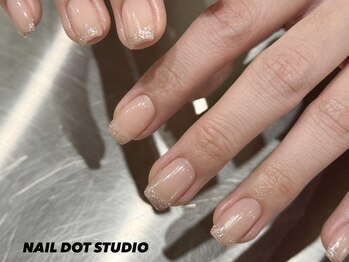 ネイルドットスタジオ 堺筋本町(NAIL DOT STUDIO)/ラメフレンチ