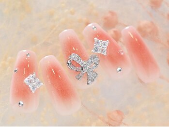 ネイルサロンラグジュアリー 梅田店(LUXURY)の写真/[梅田HEPすぐ]【トレンドアート10本¥7900】サンプル多数ご用意◎やりたいデザインがきっと見つかる♪