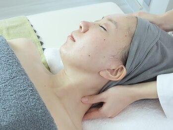 ソワン(Sowan)/首マッサージ