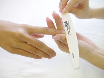 アース 取手店(HAIR&MAKE EARTH)の写真/ネイルサロンならではのネイルケアで綺麗なお手元へ♪乾燥ユア二枚爪などのお悩みがある方にもおすすめ!