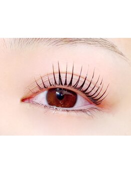 ナチュラル上品な目元にしたい