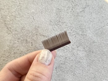 エメ(aimer)/フラット／ホワイトグレージュ