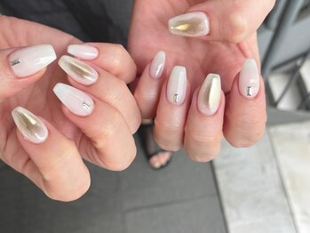 ウニ 立川(uni.)/ミラーグラデアート