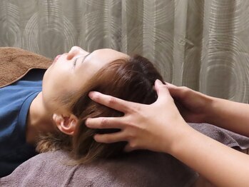 ラクシア(Rakushia)の写真/＼11月NEWOPEN／”アジアンテイストx完全個室”非日常時間を。タイ古式/もみ/肩甲骨/足つぼ/オイル/美容鍼