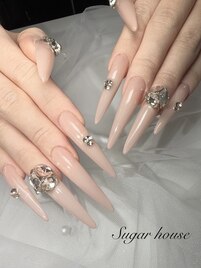 ヌーディーカラーロングネイル