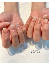 涼しげニュアンスネイル