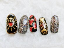 ネイリシャス(NAILICIOUS)/アート感十分なハートネイル！
