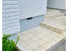 ブルーケイブ(Blue cave)/〈 駐輪場のご案内 〉