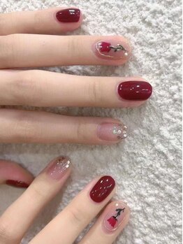 リエ(Rie)の写真/OLさんに人気のシンプル上品なデザインが豊富★職業柄華やかネイルができない方にも！ネイル初心者にも◎
