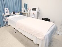 ルフレ(refret)の雰囲気（当サロン自慢の最新脱毛マシン！ゆったりした施術スペース空間♪）
