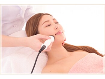 ウナ シロカネ(UNA SHIROKANE)/【女性】お顔リンパケア