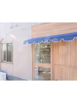 まつげのお悩み解決サロン