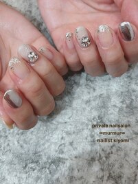 キラキラネイル