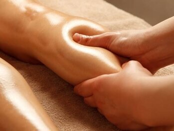空飛ぶスパ(空飛ぶSPA)の写真/【完全個室】オリジナルアロマの香りにうっとり♪当店のアロマリンパマッサージは女性に大人気★