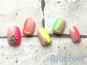 ネイルアンドまつげエクステ ブルーリーフ 四谷三丁目店(Blue Reef)/夏色ネオンネイル