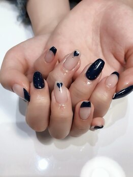 クリスタルネイルサロン(Crystal Nail)/ネイビーデザイン