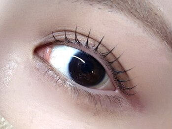 ピリナ(Pilina)/ラッシュリフト