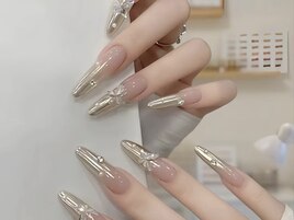 ミラグラデネイル