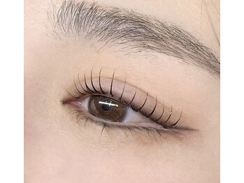 アトリエバンビ(atelier Bambi)/まつげパーマ・ラッシュリフト＊