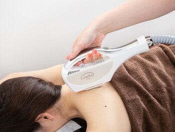 アモールの写真/【扉タイプの完全個室◎】肌に負担の少ない最新型脱毛器!小学生～シニアまで幅広いお客様ご来店☆男性歓迎!