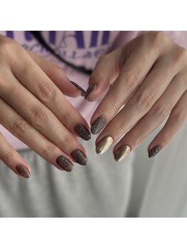 ブラウンフラッシュネイル