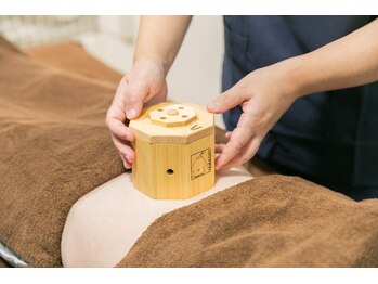 代官山アサ接骨院 鍼灸院(代官山 Asa 接骨院 鍼灸院)/箱灸で体の内側からアプローチ