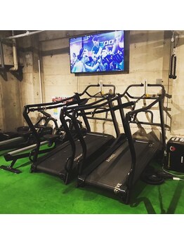 ビーレボリューション 溝の口整体院(B-Revolution)/グループトレーニング機材