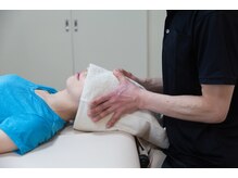 ストレッチベース/最後の締めはヘッドマッサージ