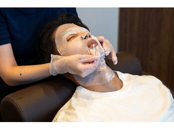 メンズ眉毛&メンズ美容専門サロン ミダシー 藤沢店【眉毛/アイブロウ/メンズ脱毛】/肌ケアでワンランク上の印象へ