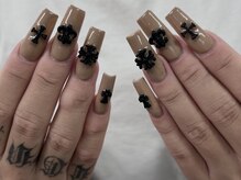 ネイルスタジオイー(nailstudio E)/【Kanon】black chrome♪.°*