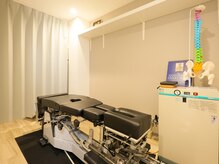 骨盤ラボ 香里園店(骨盤LABO)/骨格矯正台（トムソンベッド）