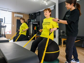 【肩こり/腰痛/ダイエット/ボディメイク/ブライダル】低酸素トレーニングジムPLUS FIT/肩こりや腰痛の方におすすめ