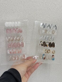 シロン ネイル(SHILON NAIL)の写真/定額メニュー選ぶだけ！迷わなくて良い♪カラー変更も可能で理想の指先に◎