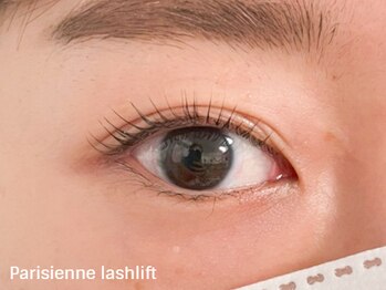 フロール 上大岡(Flor)/パリジェンヌ ラッシュリフト