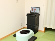 距骨サロン 春日井店の雰囲気（３D測定器で細かく足の状態を数値でしっかり見える化◎）