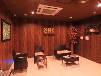 アジアンリラクゼーション ヴィラ 仙台六丁の目店(asian relaxation villa)/【広々とした待合スペース】