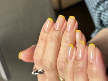 ミエレ(miele)/ビビッドイエローフレンチネイル