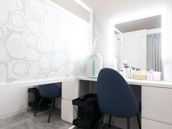 ルナ クレッシェンテ(Luna crescente)/Beauty Bar (ドレッサー)