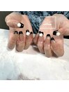 黒フレンチネイル＋薔薇パーツ