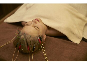 カドモリ 心斎橋(KADOMORI)/【美容鍼/大阪美容鍼/小顔矯正】