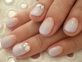 水色グラデーション　貝殻