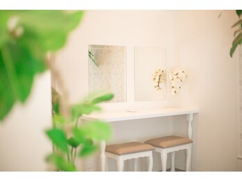 フィオーレ 佐賀玉屋前店(Feaure)/メイクルーム完備☆